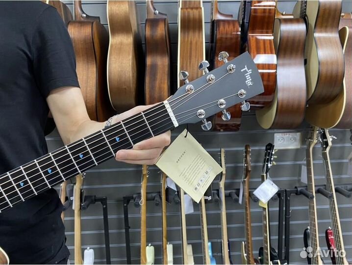 Tyma TG-5P - акустическая гитара в комплекте с акс