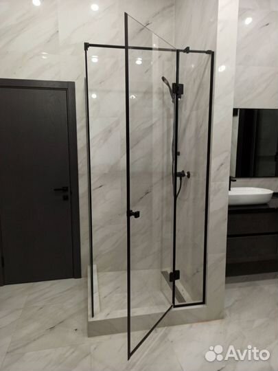 Душевая перегородка из закаленного стекла