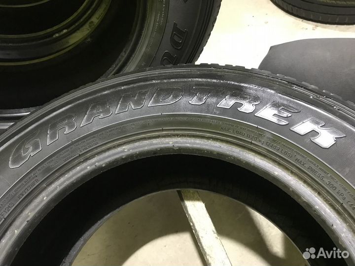 Dunlop Grandtrek AT20 265/65 R17