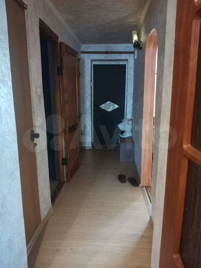 3-к. квартира, 60 м², 1/1 эт.