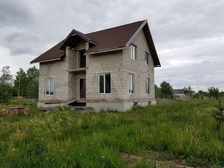 Коттедж 200 м² на участке 15 сот.