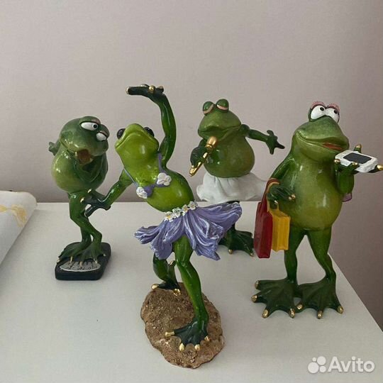 Лягушка интерьерная большая