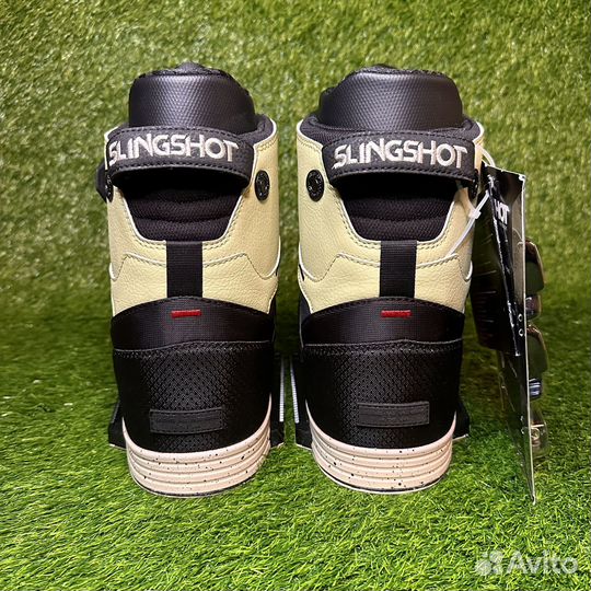 Крепления для вейкборда Slingshot Rad