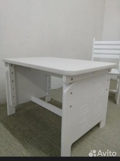 Детский стол и стул