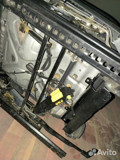 Сиденья на мерседес 211