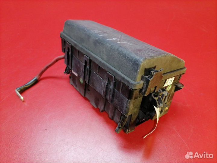 Блок предохранителей подкапотный Chevrolet Cruze