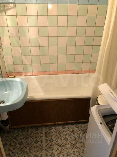 2-к. квартира, 52 м², 2/14 эт.