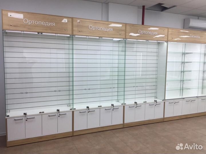 Витрины для аптеки новые