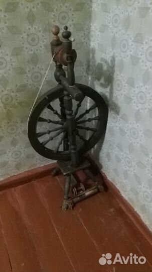 Прялка деревянная старинная