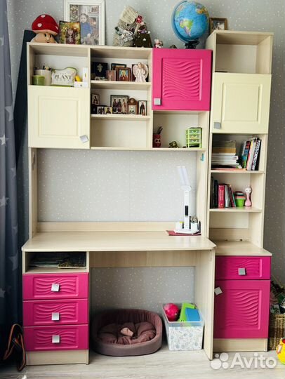 Письменный стол