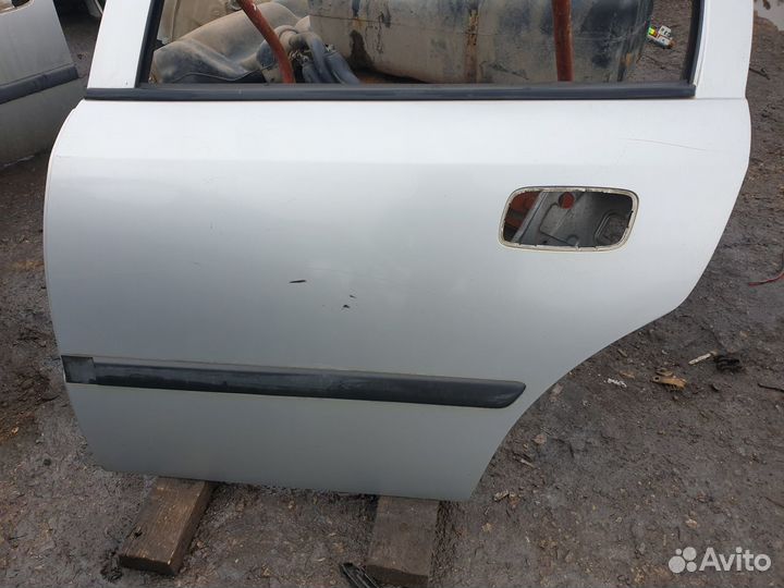 Дверь задняя левая Opel Astra G Астра Г хэтчбек