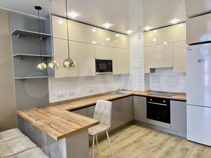 2-к. квартира, 57 м², 5/9 эт.