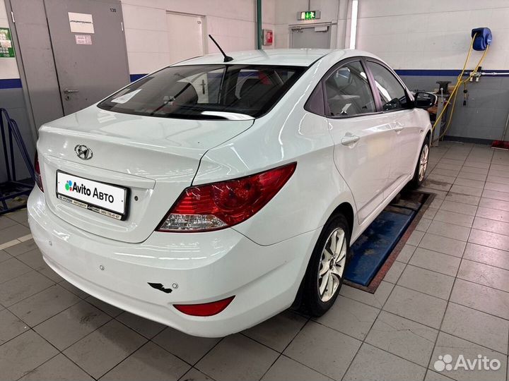 Hyundai Solaris 1.6 AT, 2011, 166 013 км