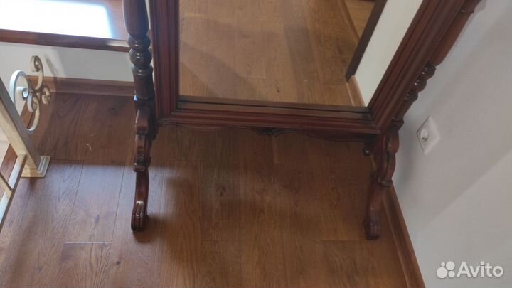 Зеркало напольное красное дерево