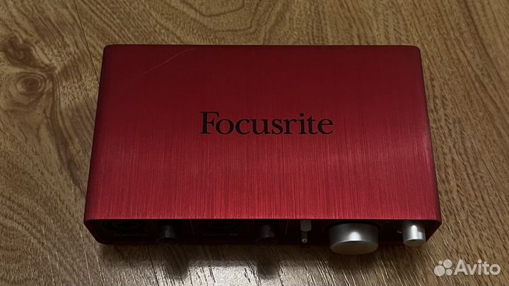 Focusrite Scarlett 2i2