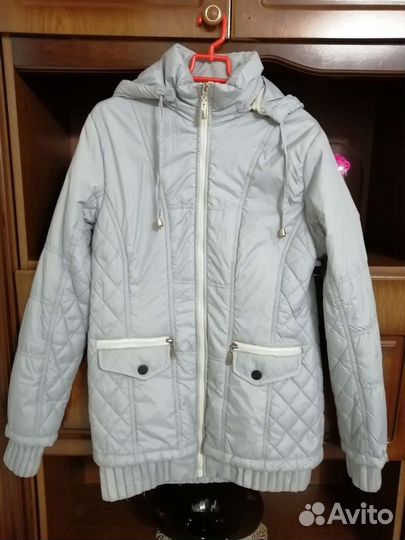 Демесезонная куртка 48-50