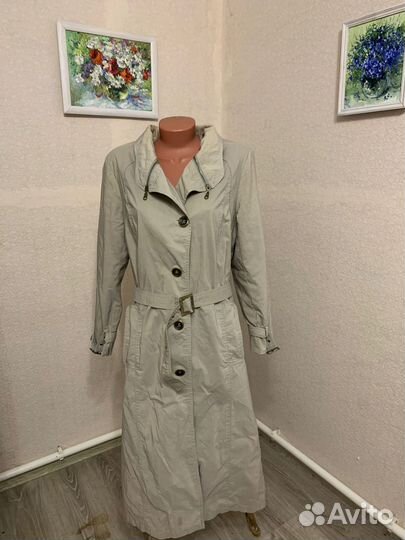 Плащ женский