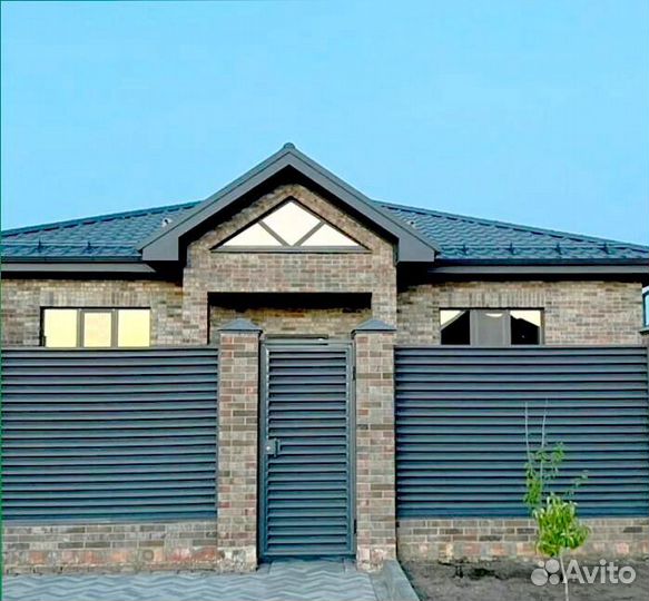 Забор из жалюзи ламелей под ключ