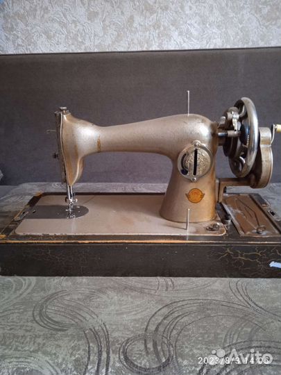 Швейная машинка