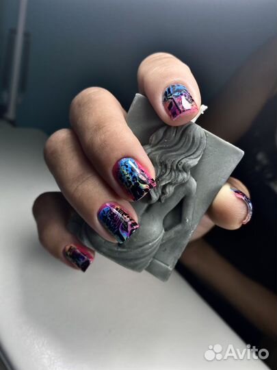 Наращивание ногтей