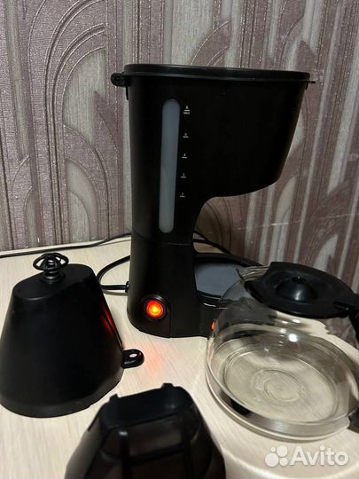 Кофеварка капельная электрическая Maxwell MW-1657