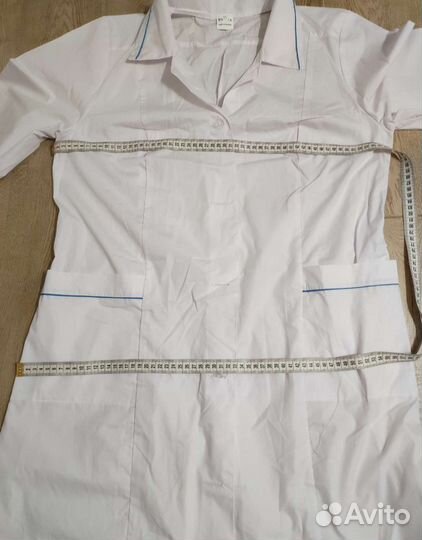 Халаты белые р-р 50-54-56