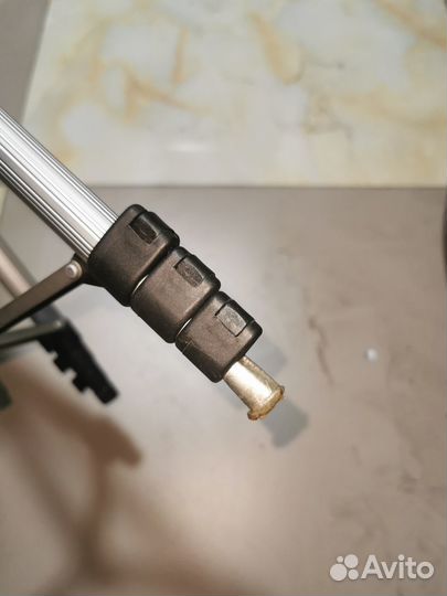 Штатив Continent B1 серебристый