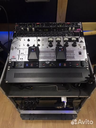 Рековый кейс на колёсах