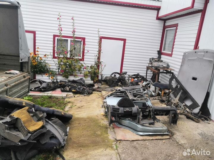 Запчасти Митсубиси Каризма 2003г