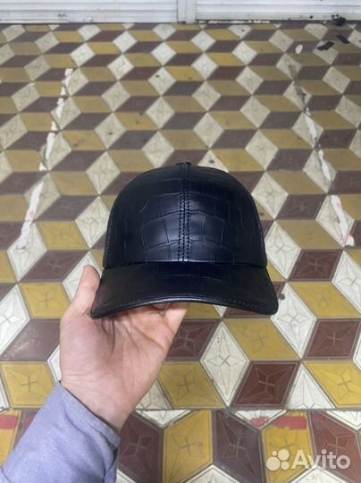Кепка бейсболка из крокодила