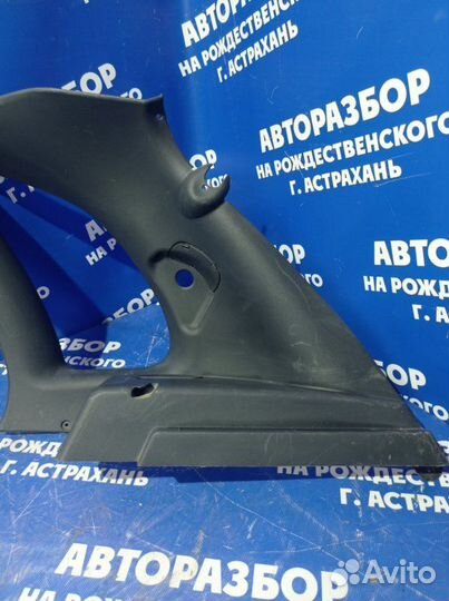 Обшивка задней стойки Ваз Лада Калина универсал