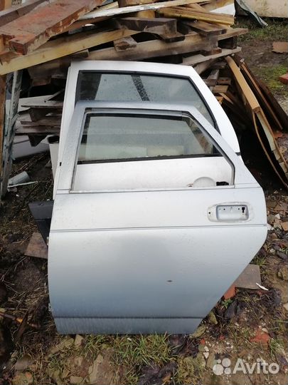 Дверь приора