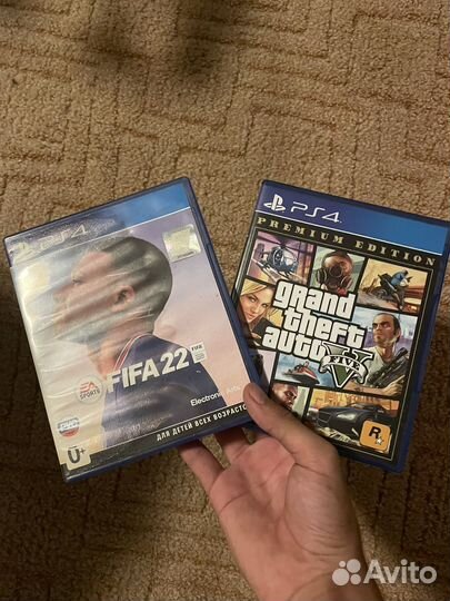 Sony playstation 4 slim