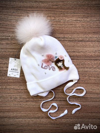 Новые зимние шапочки с натур. помпоном для девочек
