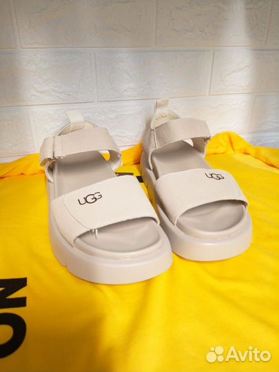 Босоножки женские UGG