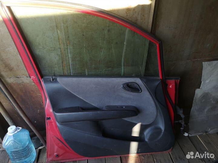 Двери левые honda fit