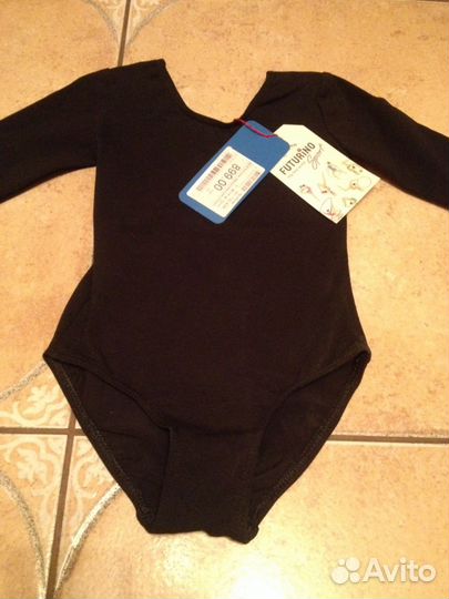 Новые гимнастичесие купальники 104 черный и белый