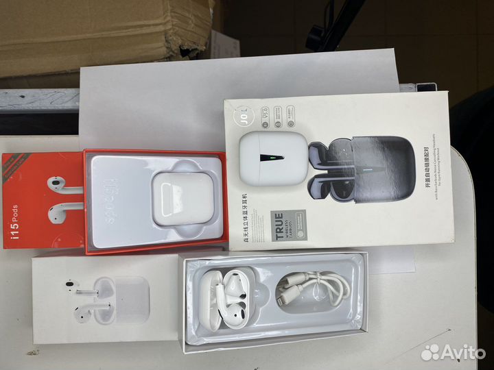 Беспроводные наушники новые