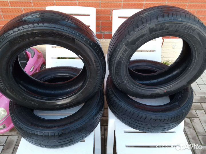 Michelin Latitude Tour HP 225/65 R17 H