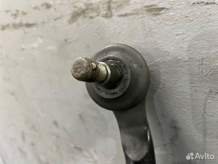 Рулевая тяга с наконечником передняя правая