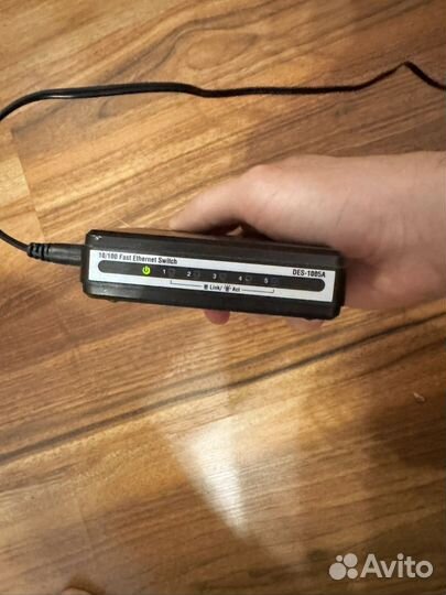 Коммутатор DES-1005A