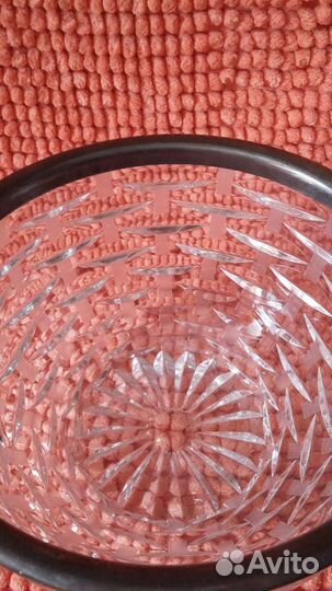 Хрустальная ваза с ободком из мельхиора