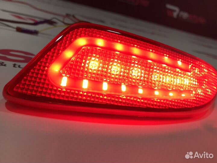 Катафоты Toyota Corolla 161 S723