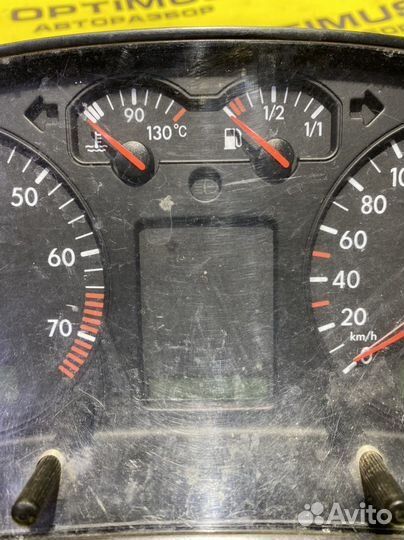 Щиток приборов Volkswagen Passat B5