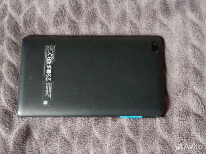 Lenovo TB-7104I