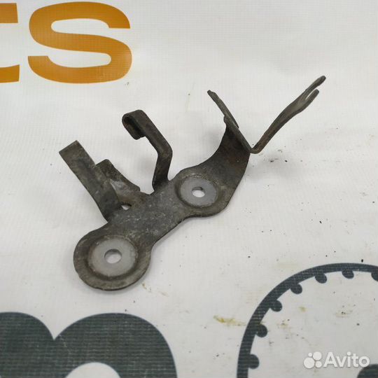 Кронштейн Bmw 520D G30 2019