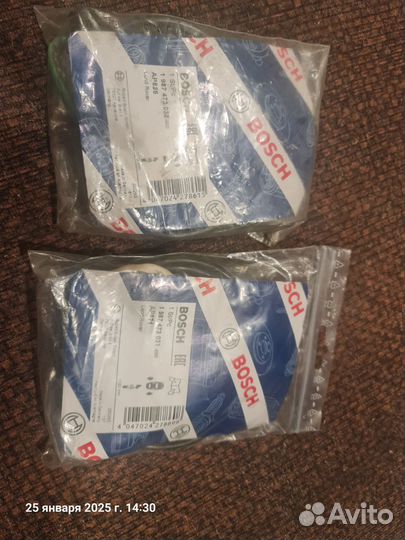 Передние колодки LR