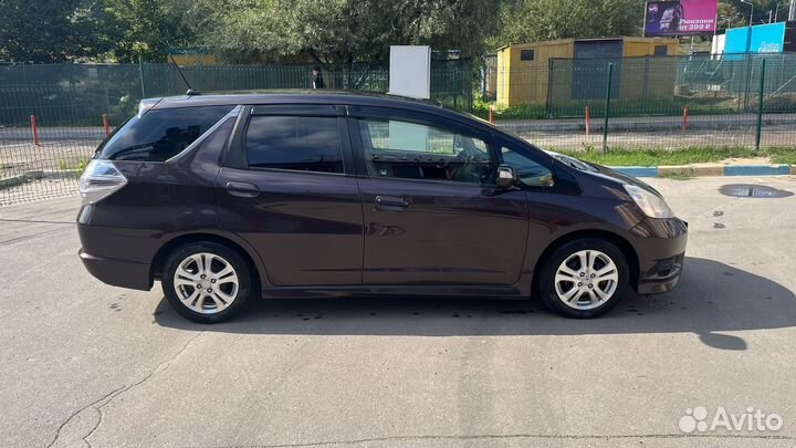 Honda Fit Shuttle 1.3 CVT, 2011, 156 000 км