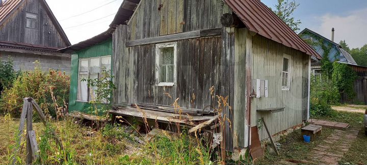 Дача 18 м² на участке 4 сот.