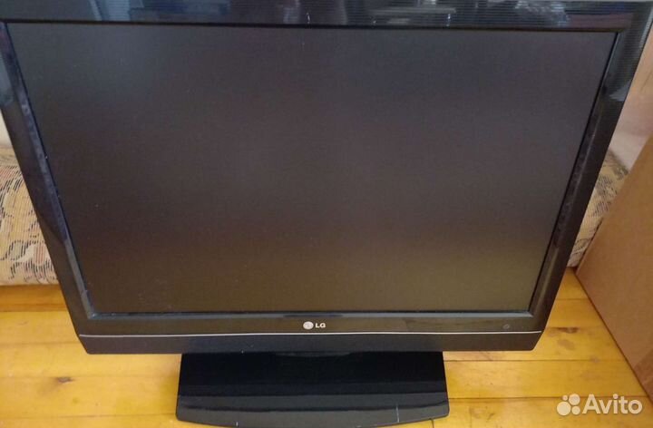 ЖК Телевизор LG 22LS4D